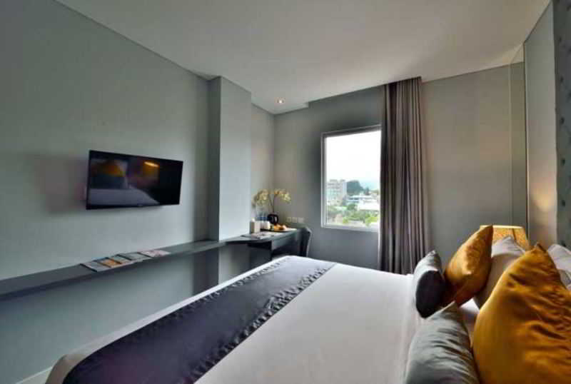 Serela Cihampelas By Kagum Hotels Bandung Esterno foto