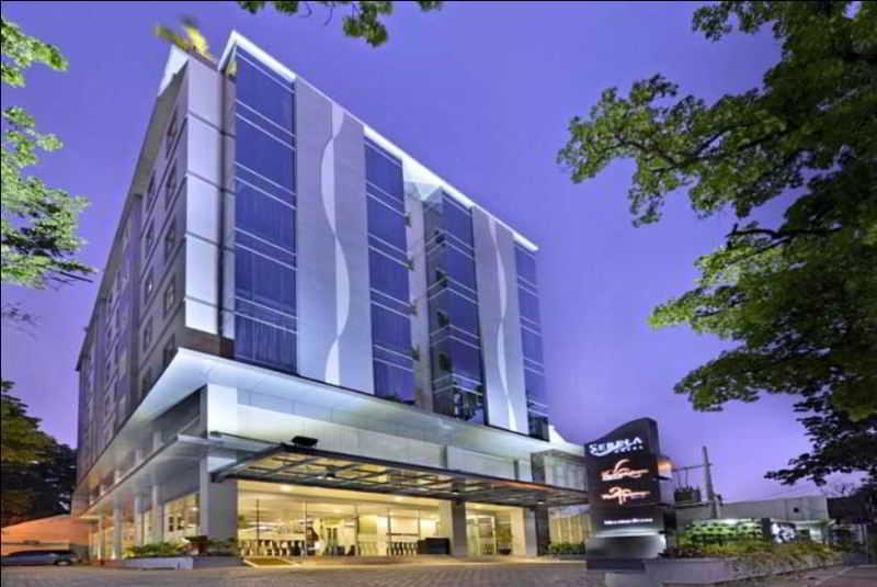 Serela Cihampelas By Kagum Hotels Bandung Esterno foto