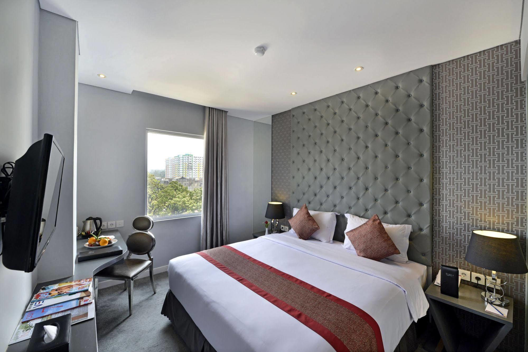 Serela Cihampelas By Kagum Hotels Bandung Esterno foto